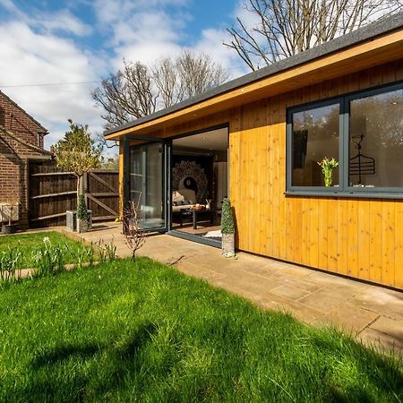 The Mills Guesthouse Hatfield  Esterno foto